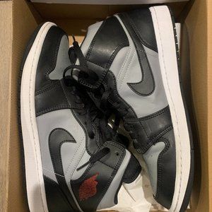 Nike Air Jordan 1 Mid "Shadow"